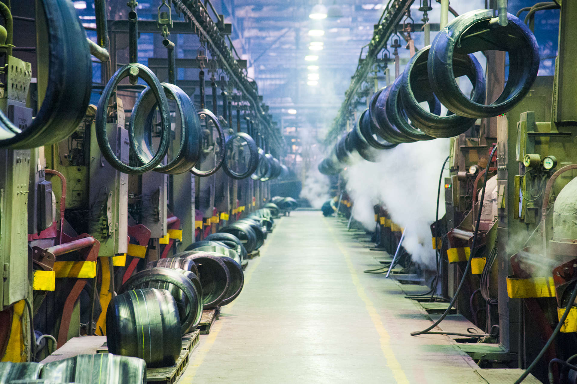 Pneumatic industry Suction of styrene vapours, VOCs, talcum and carbon black suction for rubber gum in groups Z, groups O